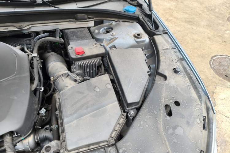 Used Volvo S90 2019 T5 Zhiyi Edition Engine Bay Left
