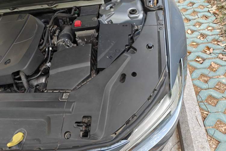 Used Volvo S90 2019 T5 Zhiyi Edition Engine Bay Left
