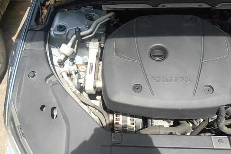 Used Volvo S90 2019 T5 Zhiyi Edition Engine Bay Right
