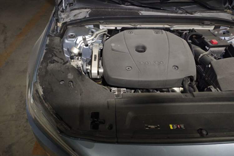 Used Volvo S90 2019 T5 Zhiyuan Edition Engine Bay Right