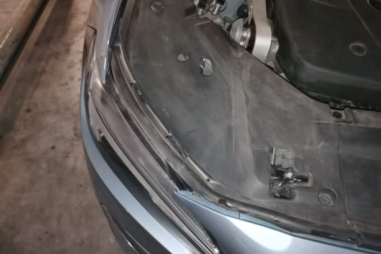 Used Volvo S90 2019 T5 Zhiyi Edition Engine Bay Right