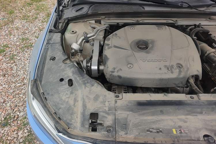 Used Volvo S90 2019 T5 Zhiyuan Edition Engine Bay Right