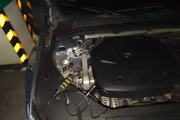 Used Volvo S90 2019 T5 Zhiyi Edition Engine Bay Right