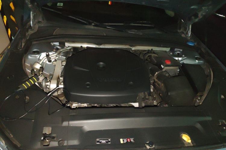 Used Volvo S90 2019 T5 Zhiyi Edition Engine Bay