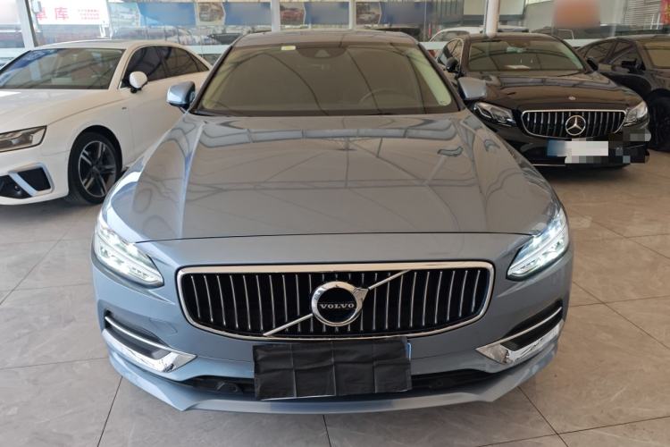 Used Volvo S90 2019 T4 Zhiyi Edition Front