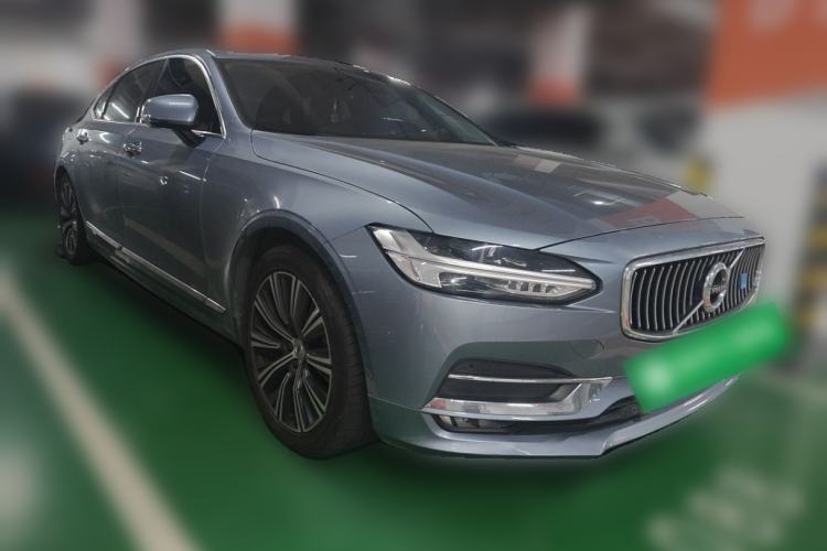 Used Volvo S90 2019 T5 Zhiyi Edition Front Right 45 Deg