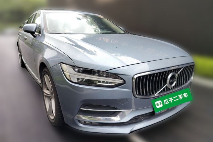 Used Volvo S90 2019 T5 Zhiyi Edition Front Right 45 Deg