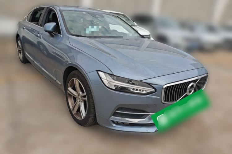 Used Volvo S90 2019 T5 Zhiyi Edition Front Right 45 Deg