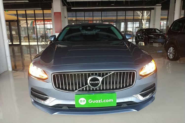 Used Volvo S90 2019 T4 Zhiyi Edition Front