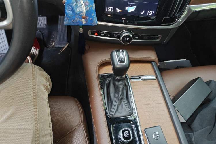 Used Volvo S90 2019 T5 Zhiyi Edition Gear Lever