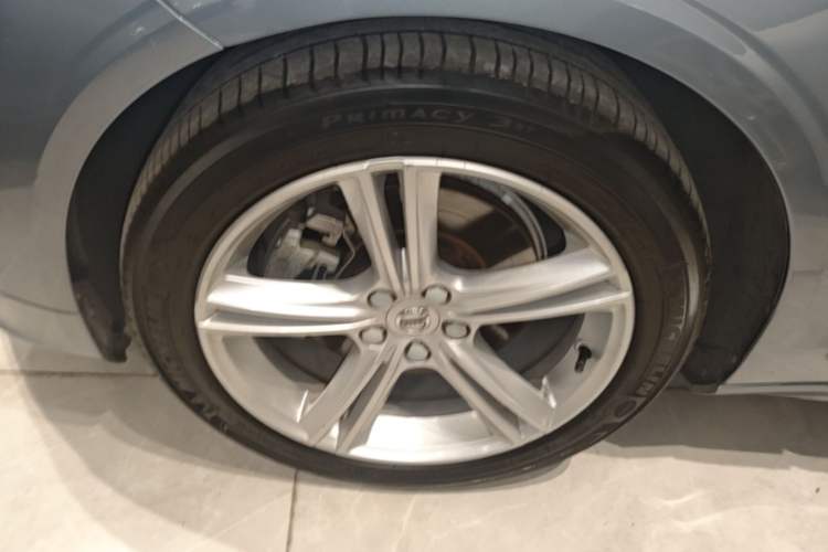 Used Volvo S90 2019 T5 Zhiyi Edition Left Front Wheel Hub