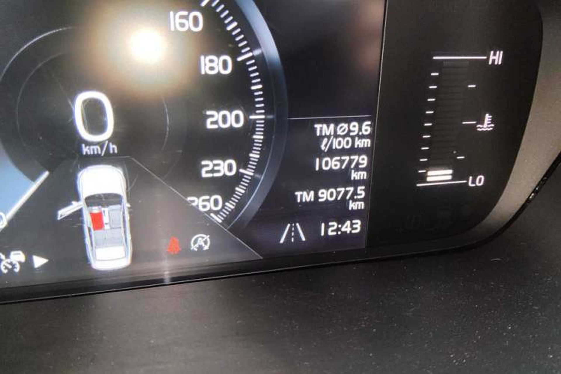 Used Volvo S90 2019 T5 Zhiyi Edition Odometer Close Up