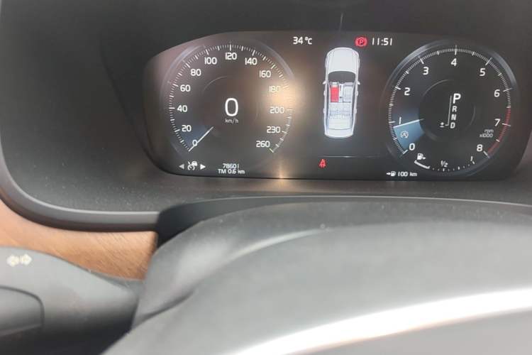 Used Volvo S90 2019 T5 Zhiyuan Edition Odometer Close Up