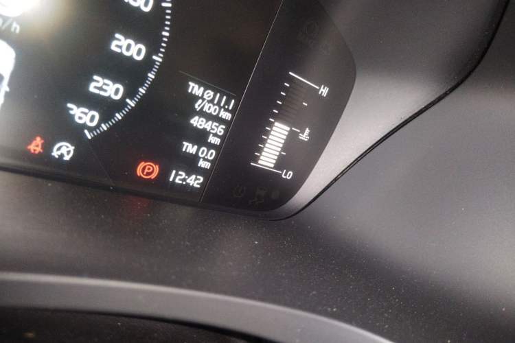 Used Volvo S90 2019 T5 Zhiyi Edition Odometer Close Up