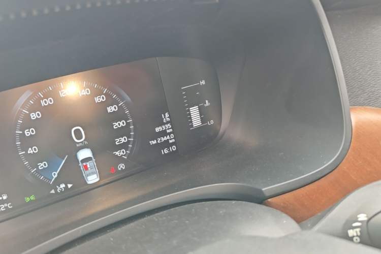 Used Volvo S90 2019 T5 Zhiyi Edition Odometer Close Up