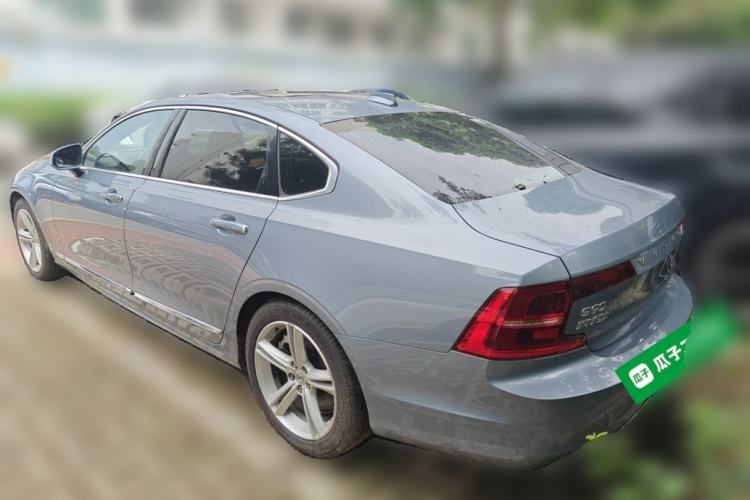 Used Volvo S90 2019 T5 Zhiyi Edition Rear Left 45 Deg
