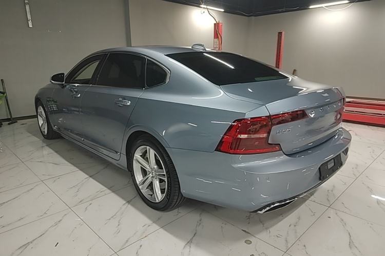 Used Volvo S90 2019 T5 Zhiyi Edition Rear Left 45 Deg