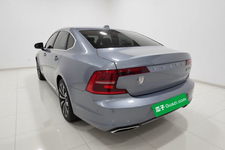 Used Volvo S90 2019 T5 Zhiyi Edition Rear Left 45 Deg