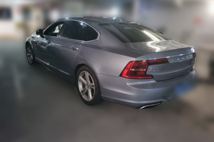 Used Volvo S90 2019 T5 Zhiyi Edition Rear Left 45 Deg