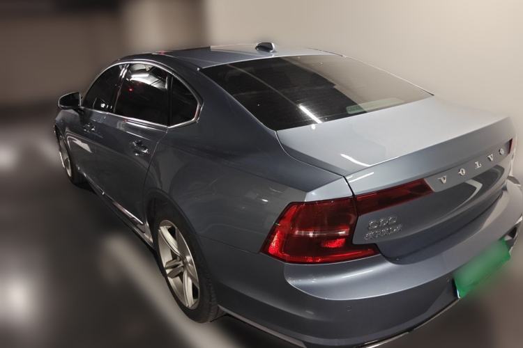 Used Volvo S90 2019 T5 Zhiyi Edition Rear Left 45 Deg