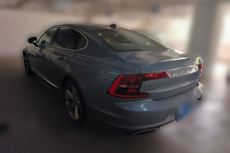 Used Volvo S90 2019 T5 Zhiyi Edition Rear Left 45 Deg