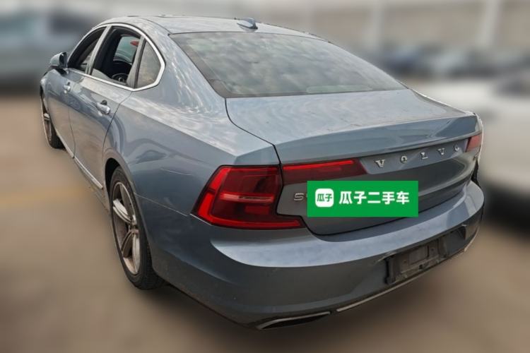 Used Volvo S90 2019 T5 Zhiyi Edition Rear Left 45 Deg