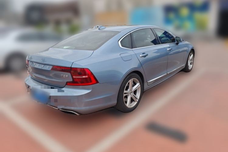Used Volvo S90 2019 T5 Zhiyi Edition Rear Right 45 Deg