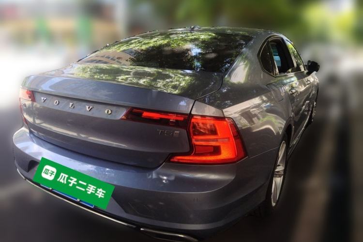 Used Volvo S90 2019 T5 Zhiyi Edition Rear Right 45 Deg