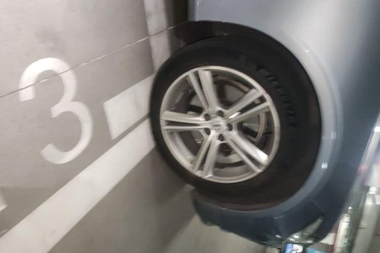 Used Volvo S90 2019 T5 Zhiyi Edition Right Front Wheel Hub