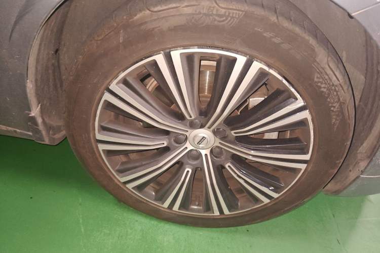 Used Volvo S90 2019 T5 Zhiyi Edition Right Front Wheel Hub