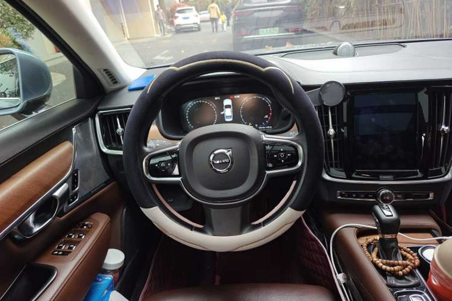 Used Volvo S90 2019 T5 Zhiya Edition Steering Wheel