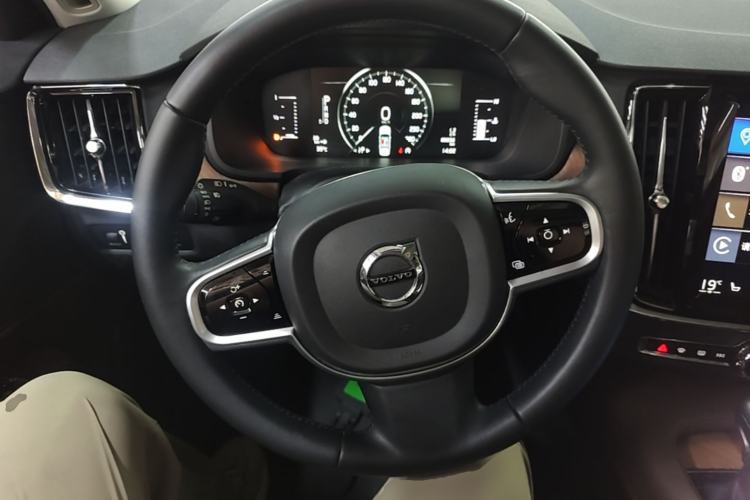 Used Volvo S90 2019 T5 Zhiyi Edition Steering Wheel