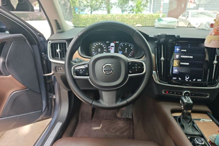 Used Volvo S90 2019 T5 Zhiyuan Edition Steering Wheel