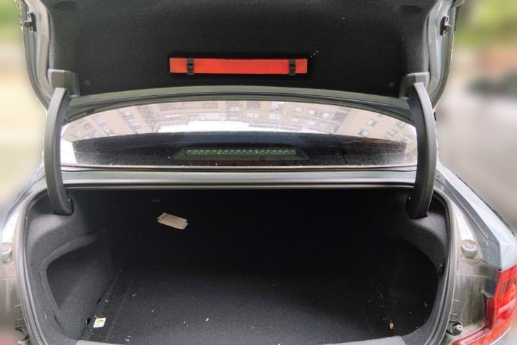 Used Volvo S90 2019 T5 Zhiyi Edition Trunk