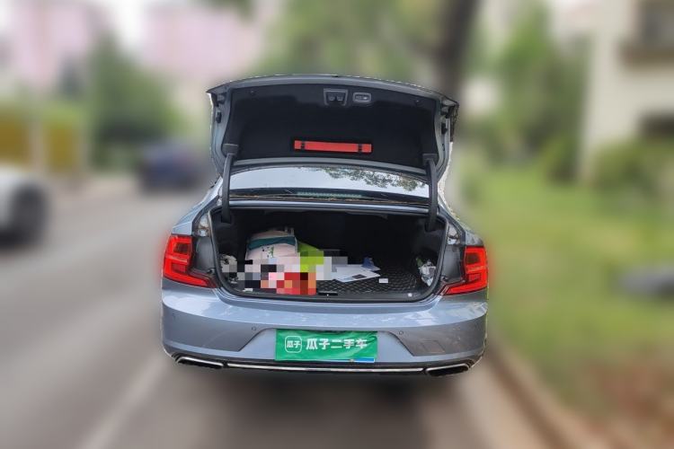 Used Volvo S90 2019 T5 Zhiyuan Edition Trunk