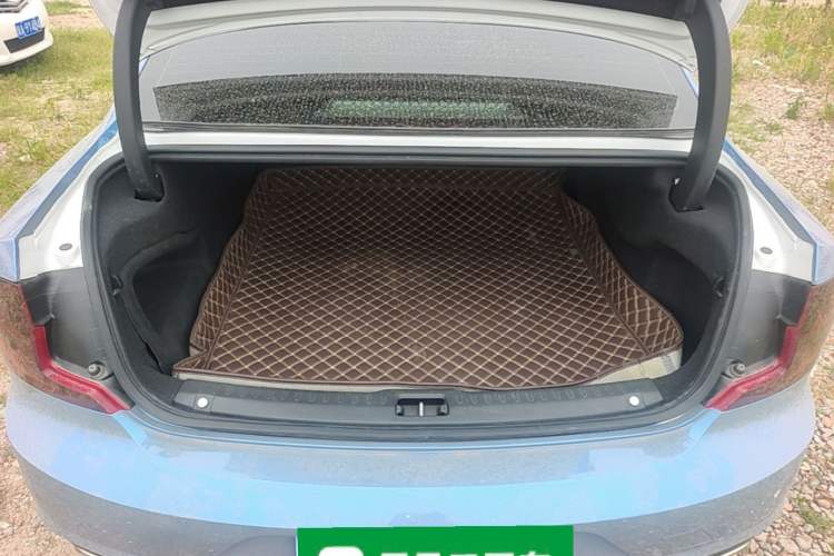 Used Volvo S90 2019 T5 Zhiyuan Edition Trunk