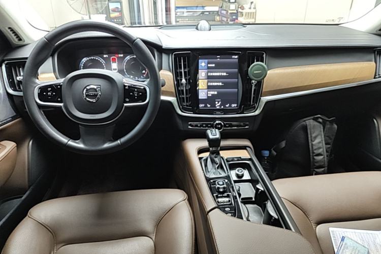 Used Volvo S90 2019 T5 Zhiya Edition Center Console