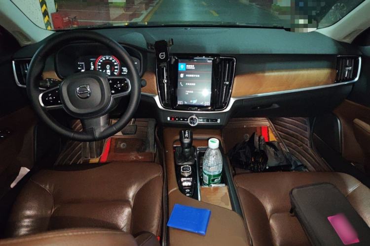 Used Volvo S90 2019 T5 Zhiyi Edition Center Console