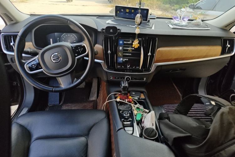 Used Volvo S90 2019 T5 Zhiyi Edition Center Console