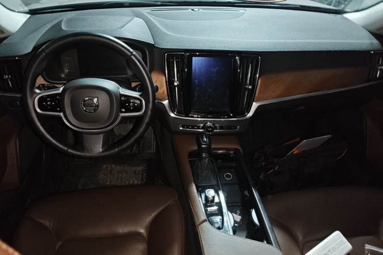 Used Volvo S90 2019 T5 Zhiyi Edition Center Console