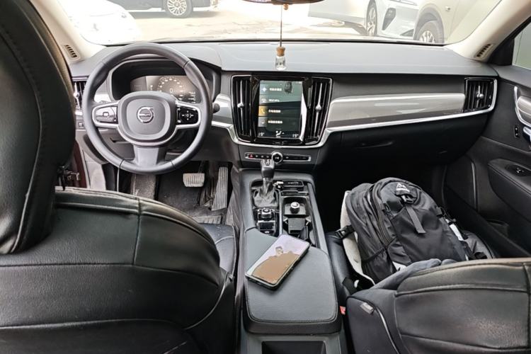 Used Volvo S90 2019 T4 Zhiyi Edition Center Console