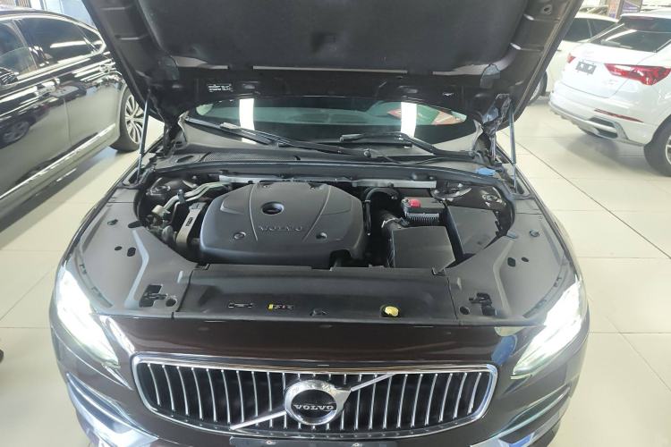 Used Volvo S90 2019 T5 Zhiyuan Edition Engine Bay