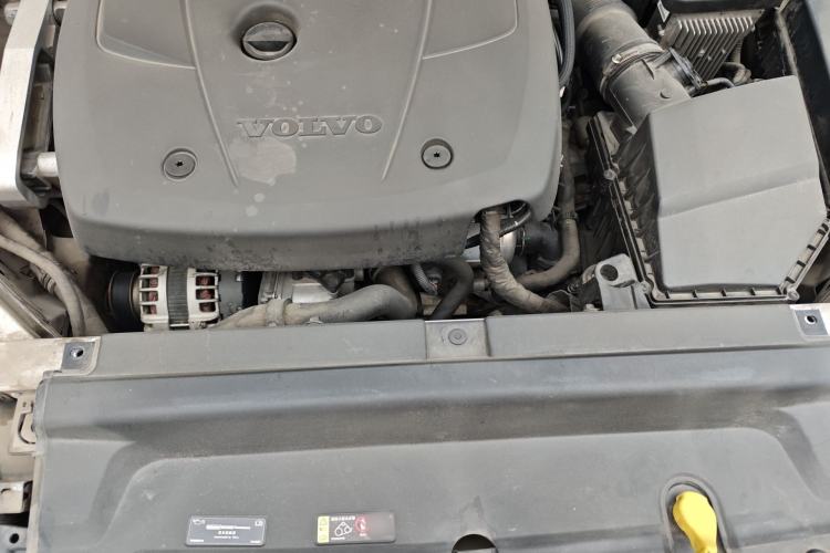 Used Volvo S90 2019 T4 Zhiyi Edition Engine Bay