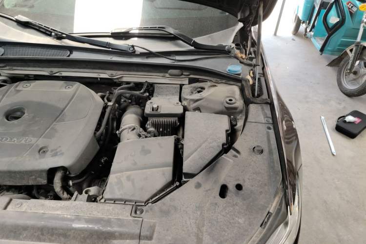 Used Volvo S90 2019 T5 Zhiyi Edition Engine Bay Left