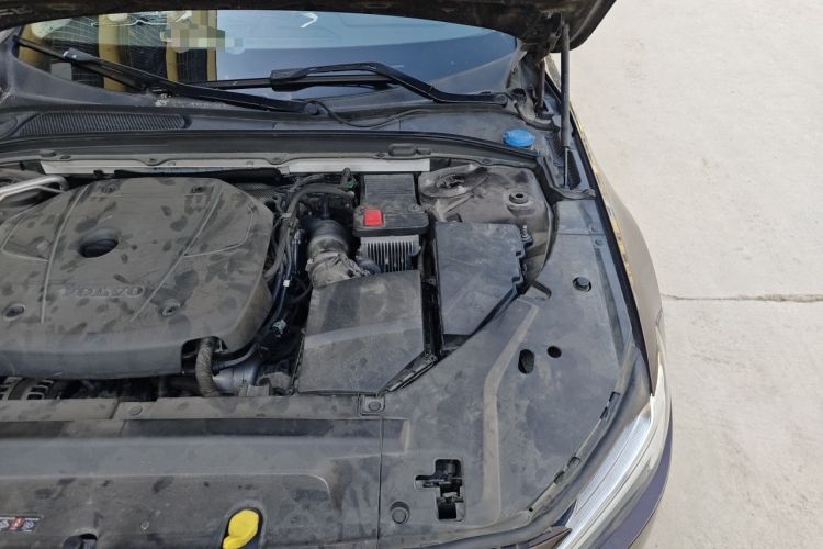 Used Volvo S90 2019 T5 Zhiyi Edition Engine Bay Left