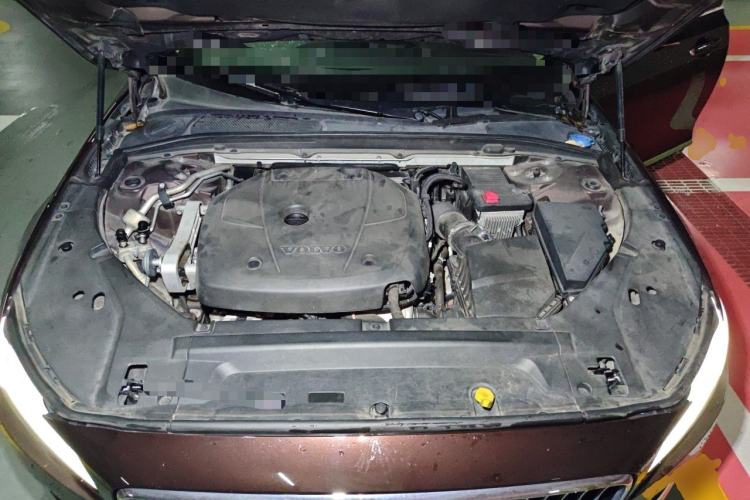 Used Volvo S90 2019 T5 Zhiyi Edition Engine Bay
