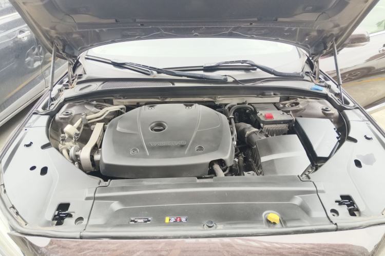 Used Volvo S90 2019 T5 Zhiyi Edition Engine Bay