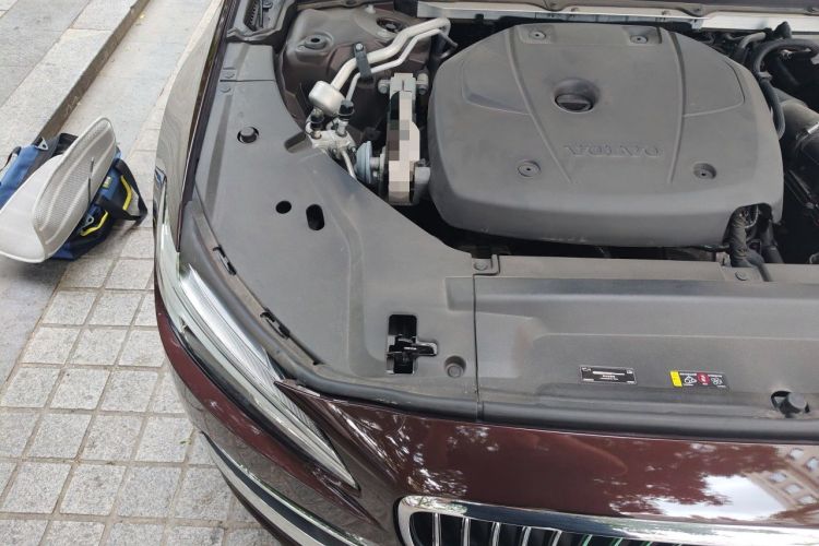 Used Volvo S90 2019 T5 Zhiyuan Edition Engine Bay Right