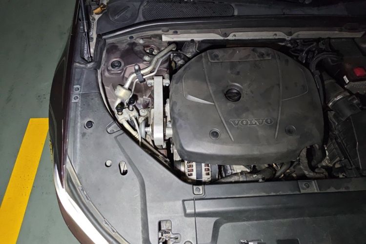 Used Volvo S90 2019 T5 Zhiyi Edition Engine Bay Right