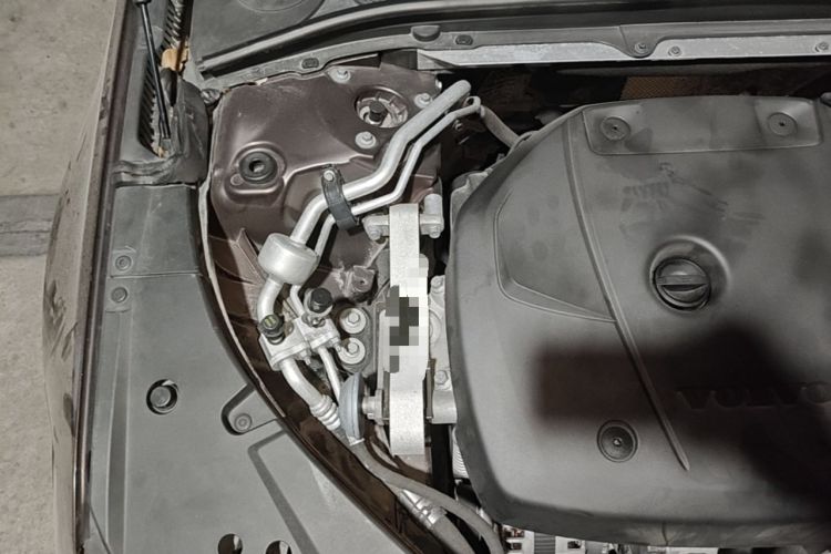 Used Volvo S90 2019 T5 Zhiyi Edition Engine Bay Right